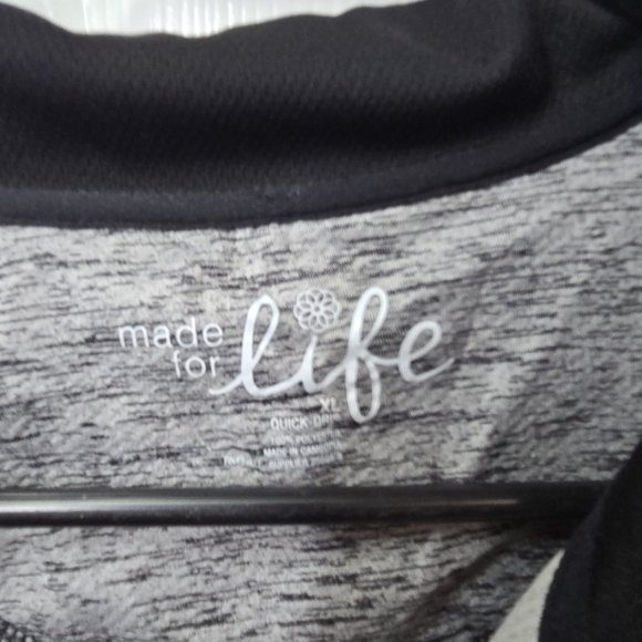 Made for Life Heathered Gray and Black Jacket - Picture 5 of 5